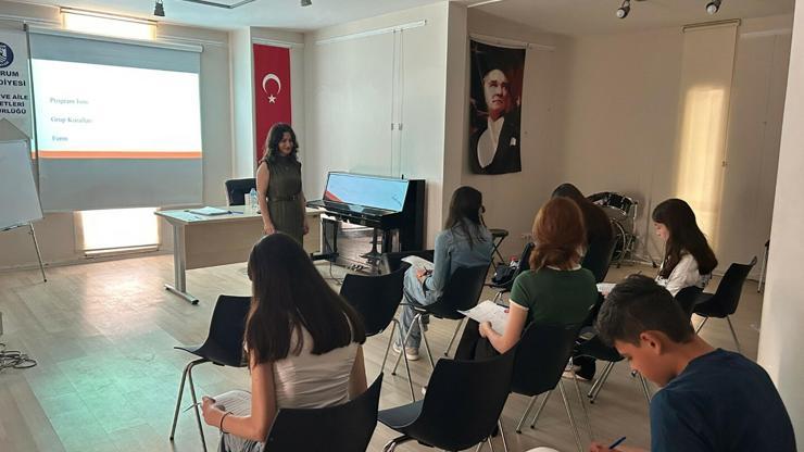Bodrum Belediyesi Psikoeğitim Seminerleri sürüyor