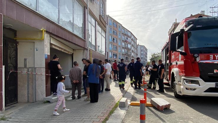 Garajda tamir etmek istediği otomobilinin altında kalıp, öldü