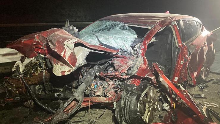 Ankara-Niğde otoyolunda kafa kafaya facia: 4 ölü