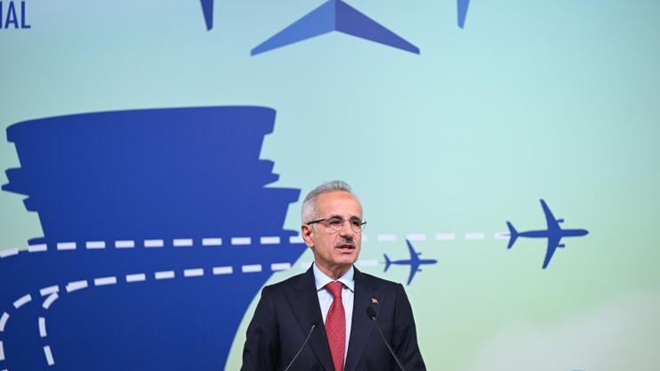 Bakan Uraloğlu: Havalimanlarında hizmet verilen yolcu sayısı 64,2 milyona ulaştı