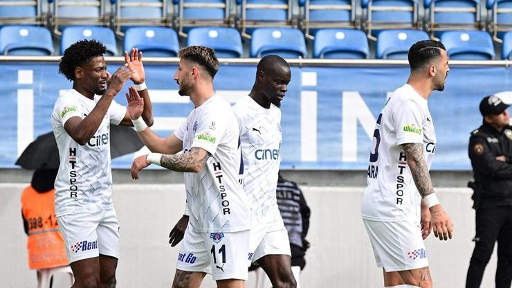 Kasımpaşa, Eyüpspor’dan 3 puanı 3 golle aldı
