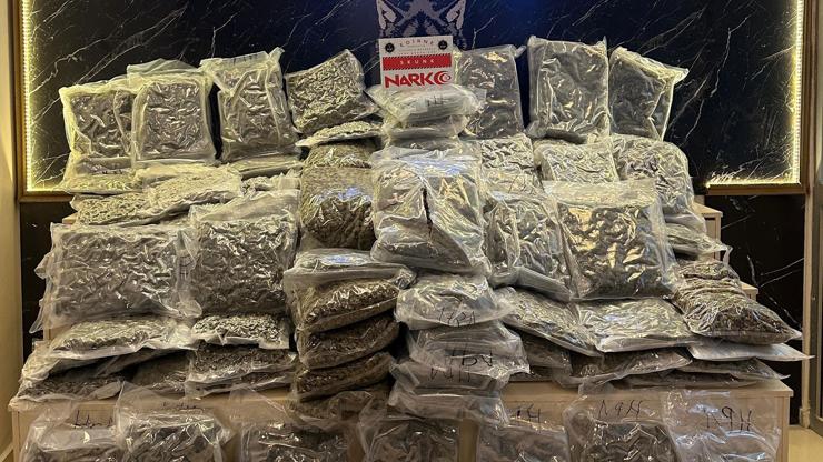 Carlos, 128 Kilo Uyuşturucu Buldu