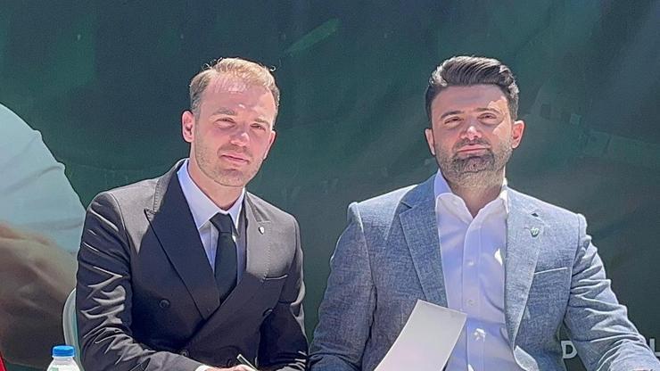 Bursasporun eski kaptanı Ertuğrul Ersoy, yeşil-beyazlılara geri döndü