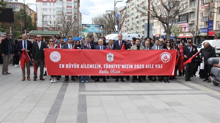 Sivasta Aile Günü Kortej Yürüyüşü