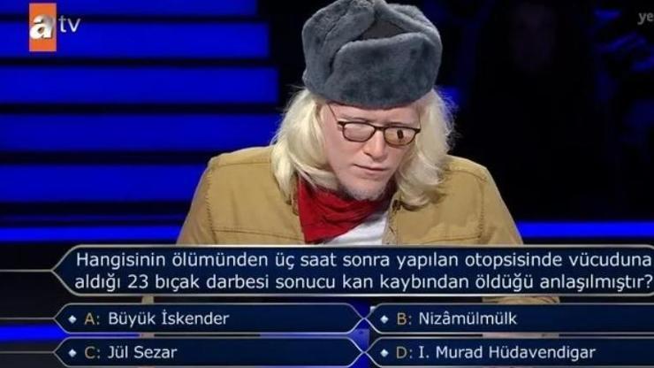 23 bıçak darbesi sonucu kan kaybından ölen kimdir Hangisinin ölümünden üç saat sonra yapılan otopsisinde vücuduna aldığı 23 bıçak darbesi sonucu kan kaybından öldüğü anlaşılmıştır