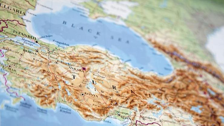 Deprem olmaz denen Konya neden sallandı Prof. Dr. Üşümezsoydan dikkat çeken açıklama: Soğan zarına benziyor