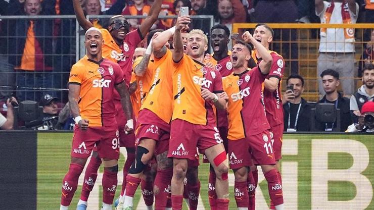 Süper Ligde Şampiyon Galatasaray Cimbom, 5. yıldızı taktı... | Galatasaray 3-0 Kayserispor MAÇ ÖZETİ