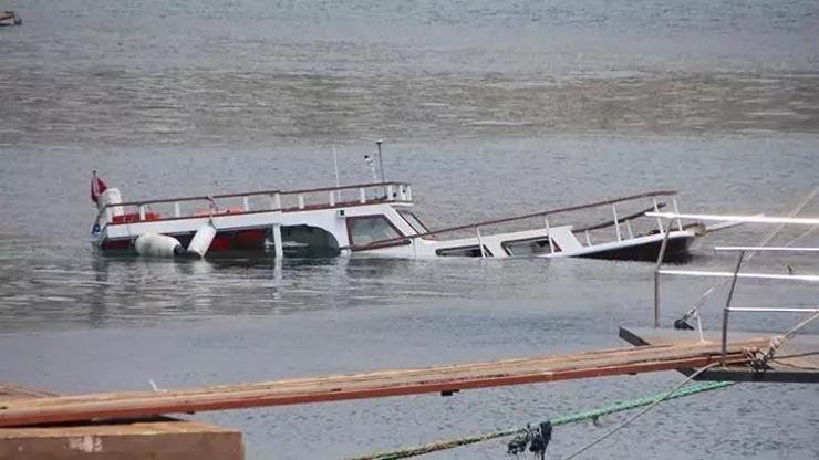 Nijeryada yolcu teknesi battı: 37 ölü