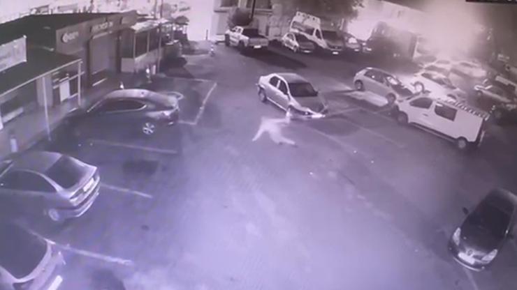 Otoparkta Yaşanan Trajik Kaza: Otomobilin Altında Kalan Adam Hayatını Kaybetti
