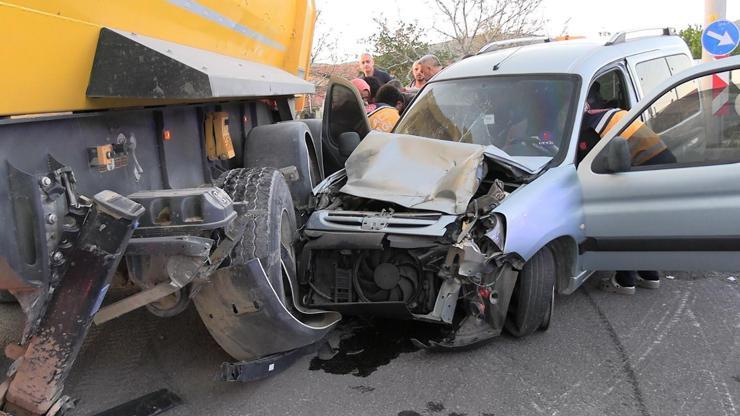 Kütahyada Trafik Kazası: 5 Yaralı