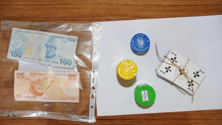 Edirnede kumar oynarken yakalanan 6 kişiye 55 bin 482 lira ceza