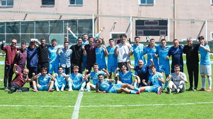 Trabzonspor U19 takımı, son 5 yılda 3. kez şampiyon oldu