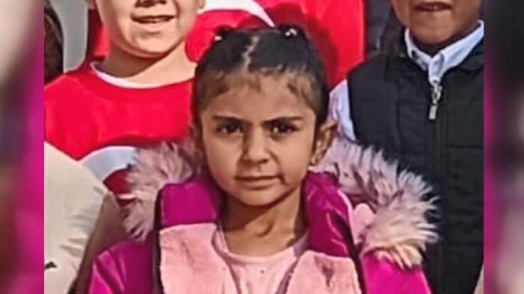 7 Yaşındaki Nur, Traktör Kazasında Hayatını Kaybetti