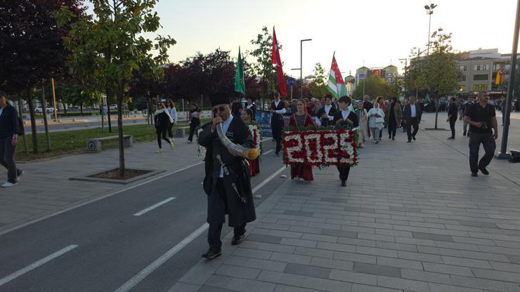 Kafkas kökenli Düzceliler, Çerkes Sürgününün 161’inci yılında yürüyüş düzenledi