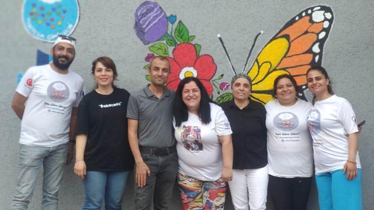 Hatayda Renkli Duvarlar Yüzleri Güldürdü