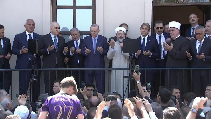 Cumhurbaşkanı Erdoğan, Gümrükçü İshak Ağa Camiinin açılışını gerçekleştirdi