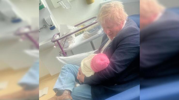 Eski İngiltere Başbakanı Johnson, 9’uncu kez baba oldu