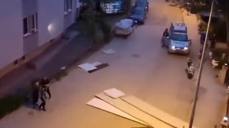 Karabük’te fırtınada ağaçlar devrildi