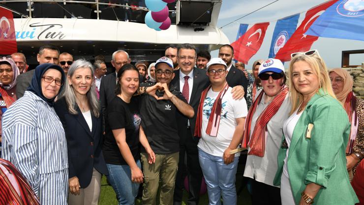 Başkan Genç: Özel bireylerimizin mutluluğu için gayret ediyoruz