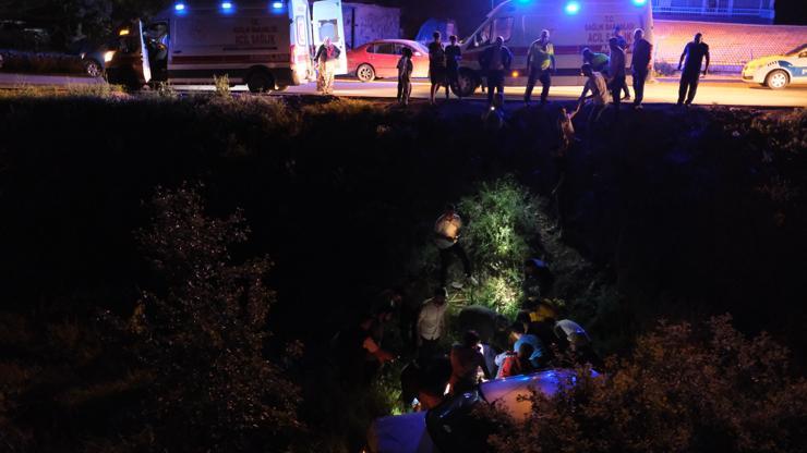 Kayseride otomobil, dere yatağına düştü; 5 yaralı