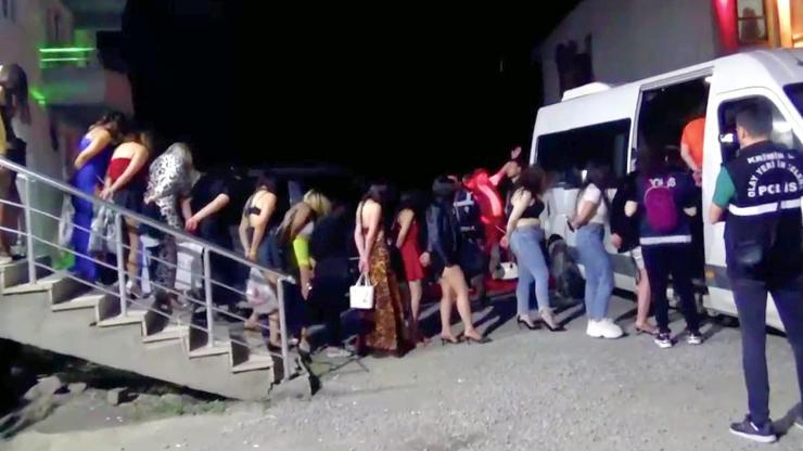 Iğdırda insan ticareti ve fuhuş operasyonunda kurtarılan 107 kadın, sınır dışı edildi