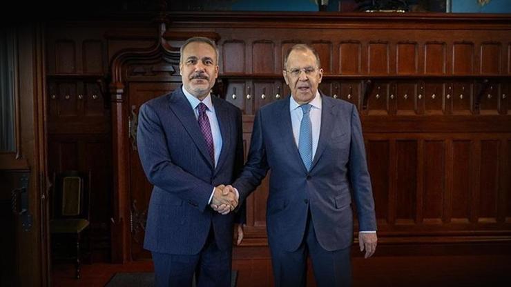 Barış diplomasisi Dışişleri Bakanı Hakan Fidan Rus mevkidaşı ile görüştü