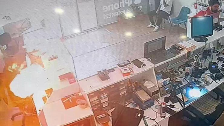 Telefon bataryası bomba gibi patladı