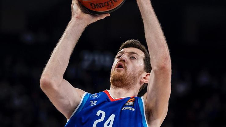 Anadolu Efes, Ercan Osmaniyle yeni sözleşme imzaladı