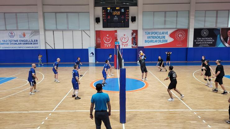 Tekkeköy’de şirketler arası voleybol turnuvası tamamlandı