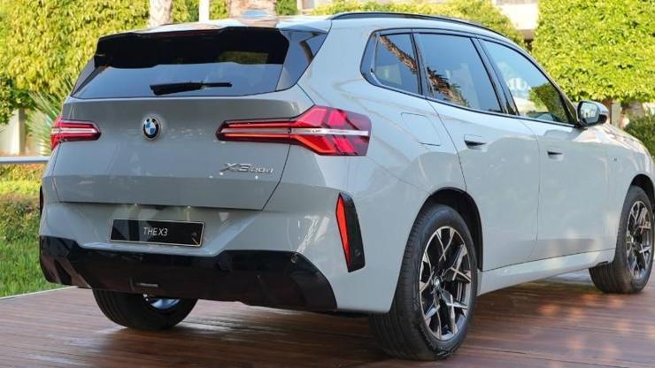 Yeni BMW X3 Bodrumda gözüktü