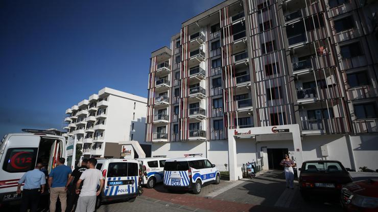 Çanakkalede binada çıkan yangında 10 kişi dumandan etkilendi