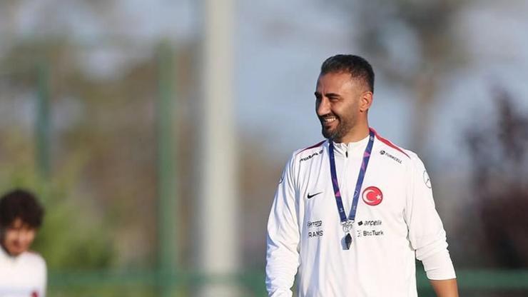 SON DAKİKA | Eyüpsporda Selçuk Şahin dönemi