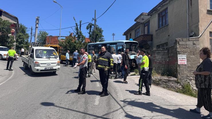 Zonguldakta Minibüs Kazası: 14 Yaralı