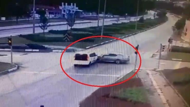 Amasyada 2’si çocuk, 5 kişinin yaralandığı kaza kamerada