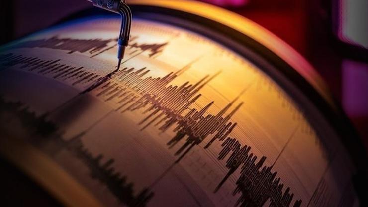 Kolombiyada 6,3 büyüklüğünde deprem
