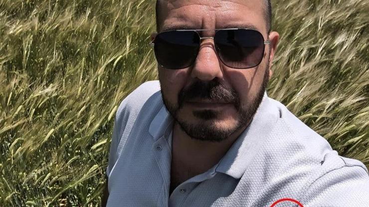 Tarlada selfi yaparken üzerinde kene olduğu fark etti