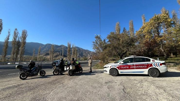 Erzurumda trafik denetimlerinde rekor 1 ayda 24 bin araç kontrol edildi