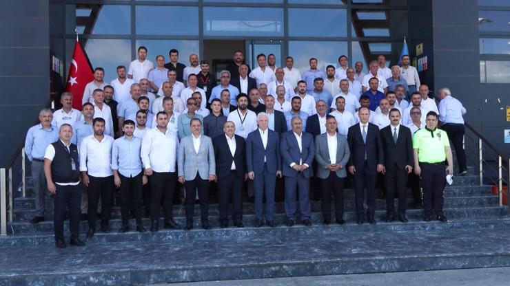 İstanbul- Vali Gül, İstanbul Havalimanı Taksiciler Kooperatifini ziyaret etti