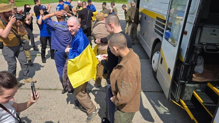 Ukrayna Devlet Başkanı Zelenskiy: Rusya ile yeni esir takası başladı