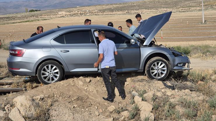 Niğdede 2 otomobil çarpıştı; 1 ölü, 1 yaralı