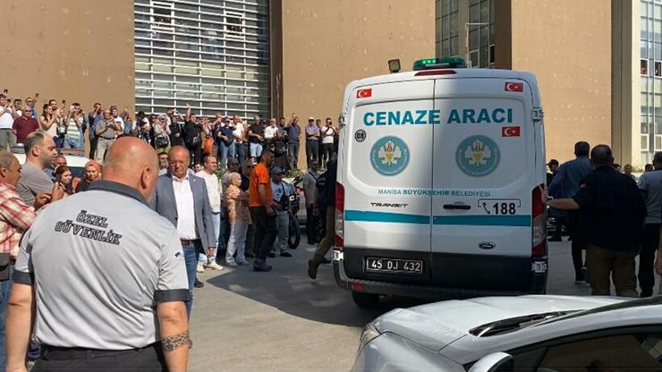 Ferdi Zeyrekin cenazesi hastane morgundan alındı