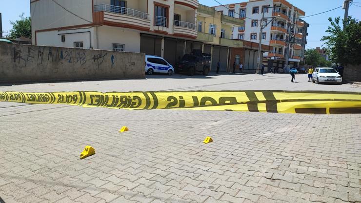 2 aile arasında silahlı, taşlı ve sopalı arazi kavgası; 1i ağır, 6 yaralı
