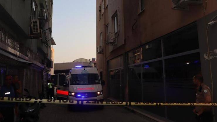 Alkol masasında bıçaklı kavga: 2 ölü, 2 yaralı