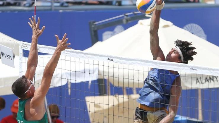 Dünya Plaj Voleybolu Pro Tur | Türkiye, İtalyaya 2-0 yenildi