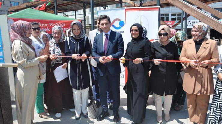 Kütahyada ADEM kursiyerlerinin sergisi açıldı