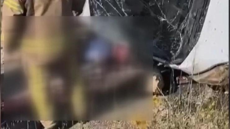 İstanbul- Çatalcada bariyere çarpan minibüs takla attı: 1 ölü