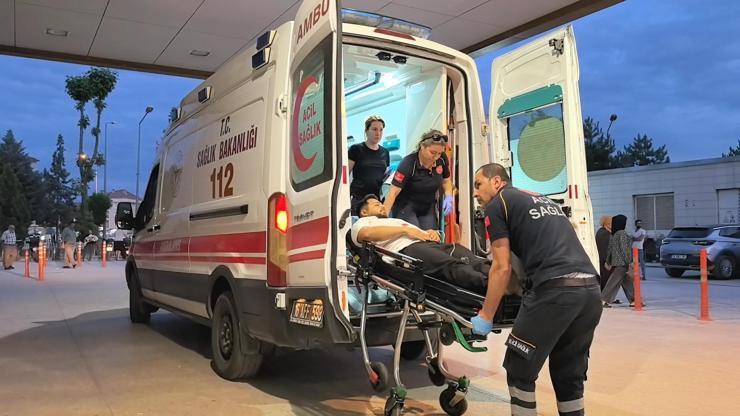 Şakalaşırken sigara paketini düşüren arkadaşını bıçakladı