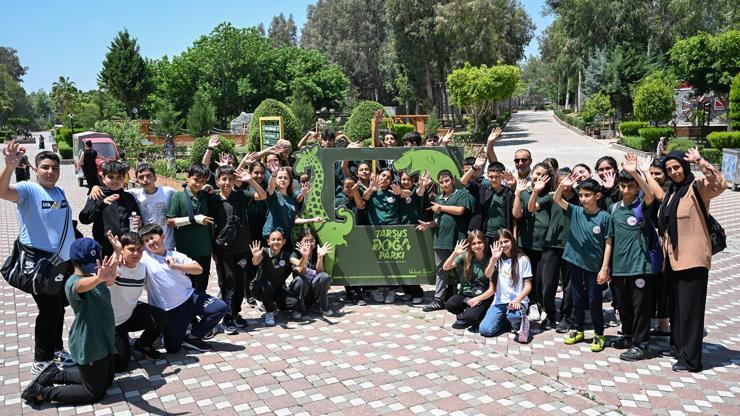 Çocuklar ‘minikbüs’le gezip öğreniyor