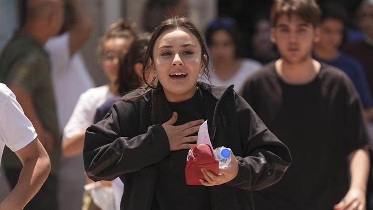 Milyonlarca öğrenci LGSde ter döktü Uzmanlar yorumladı: Son yılların en zor soruları
