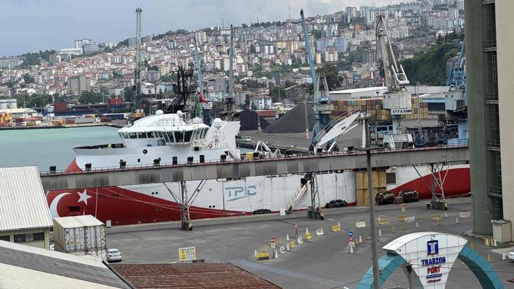 Barbaros Hayreddin Paşa sismik araştırma gemisi Trabzon Limanı’nda